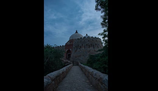 Charmwood Village, Delhi: Lifestyle, Nearby Places, Restaurants
