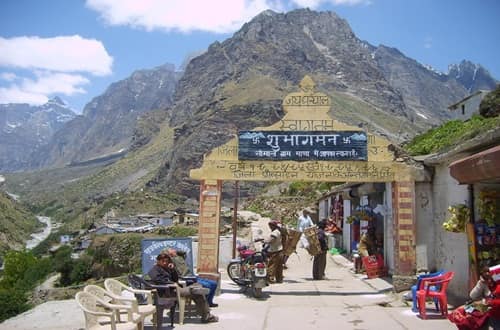 Mana Village